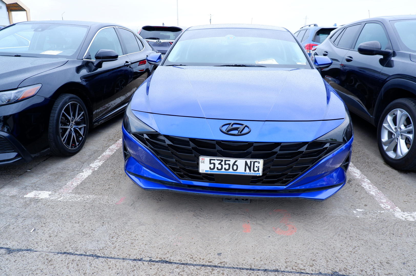 Hyundai Elantra 2023 — photo 2