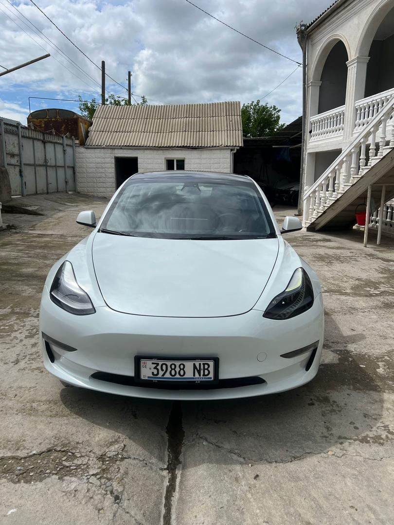 Tesla Model 3 2022 — photo 2