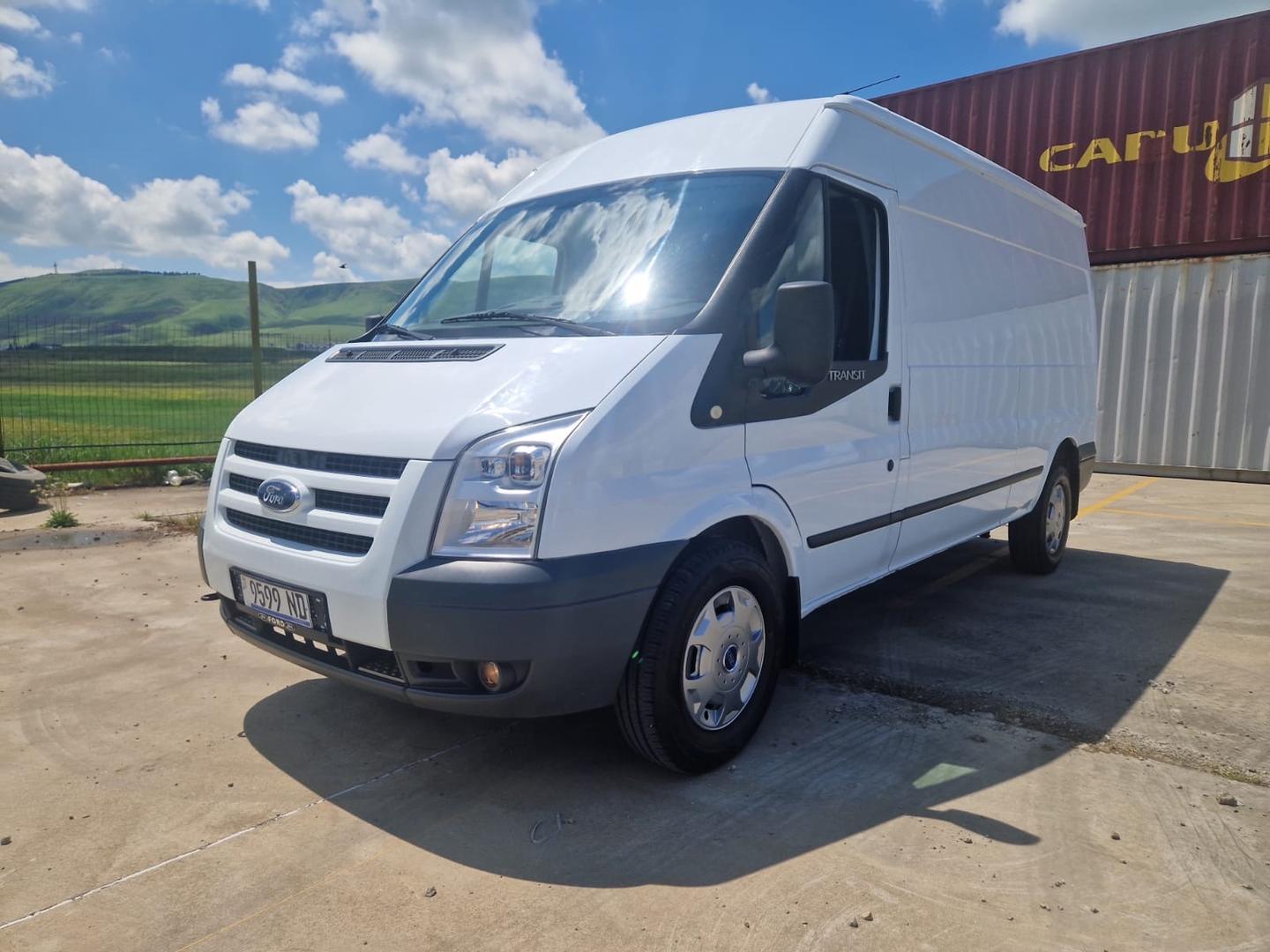 Ford Transit 2008 — photo 2