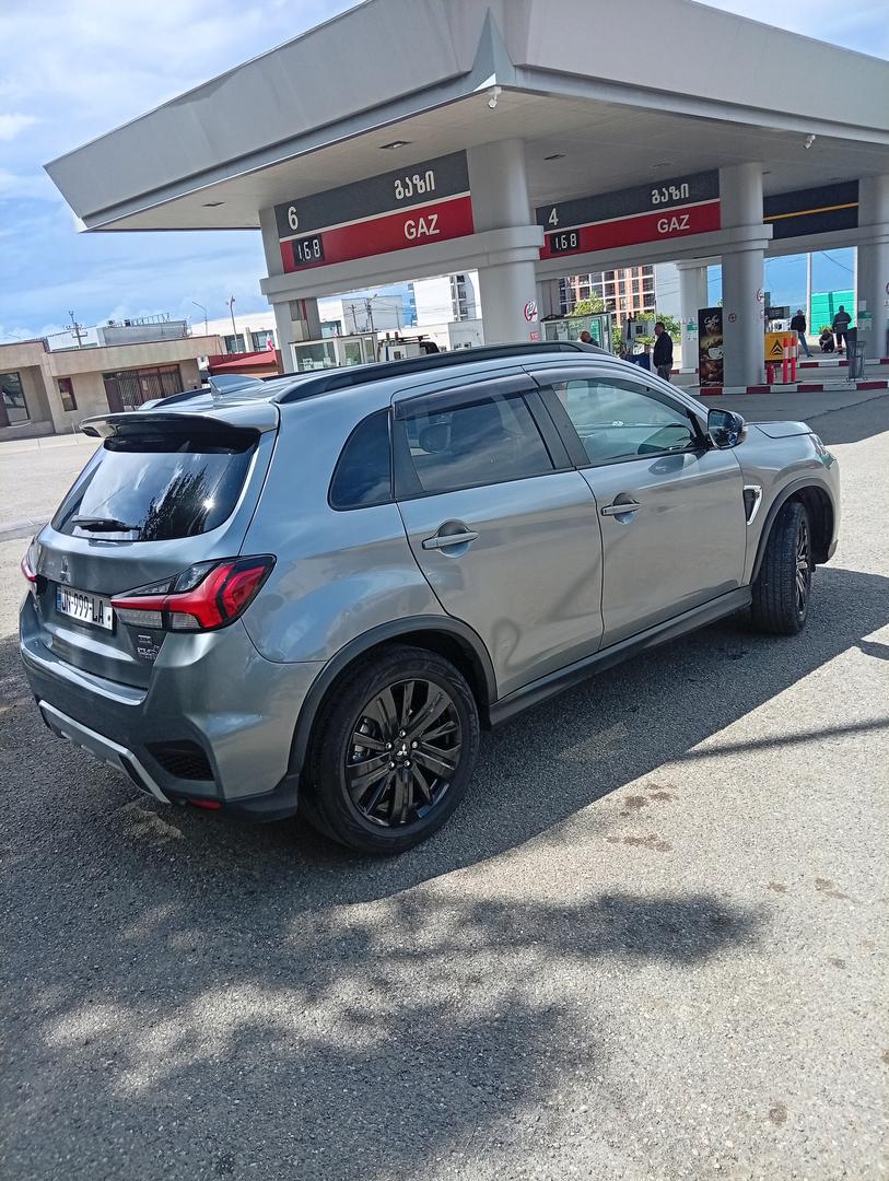 Mitsubishi Outlander Sport 2022 — photo 2