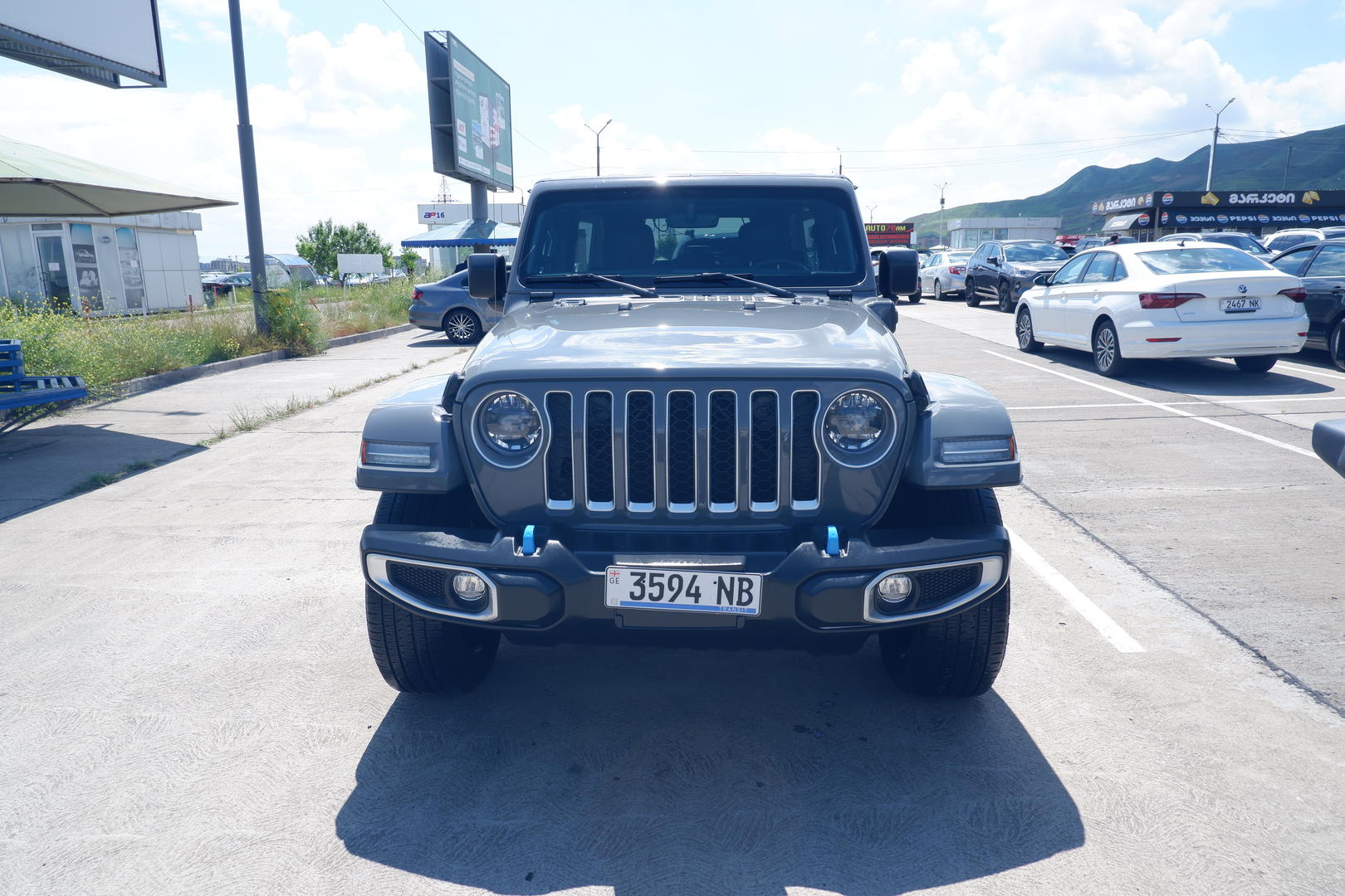 Jeep Wrangler 2022 — photo 2