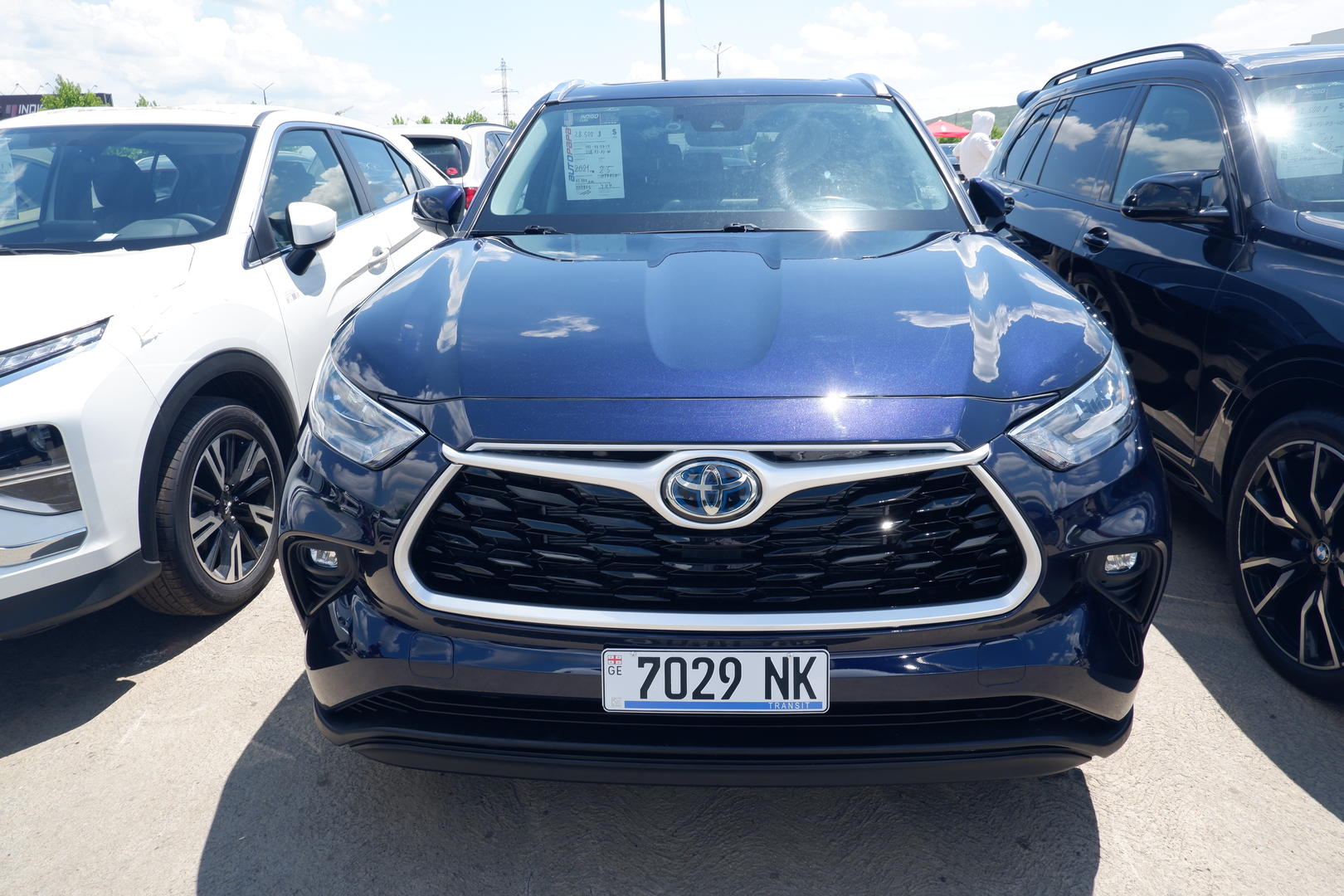 Toyota Highlander 2021 — photo 2