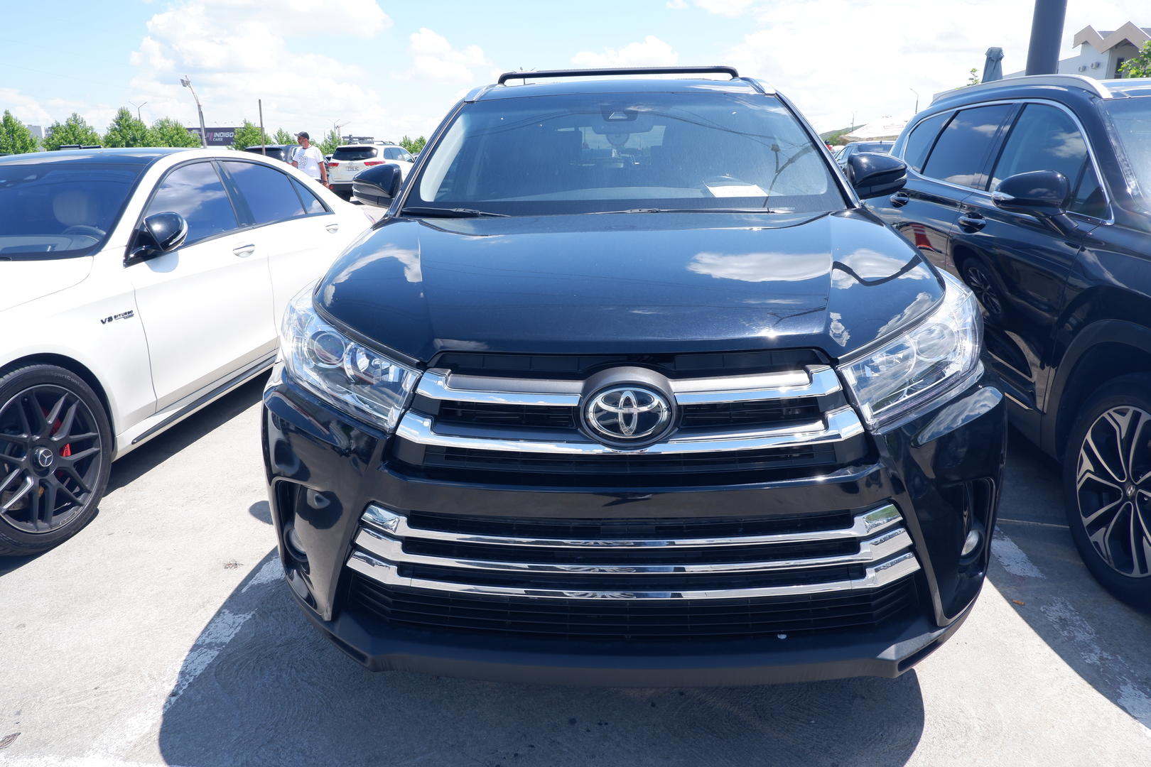Toyota Highlander 2019 — photo 2