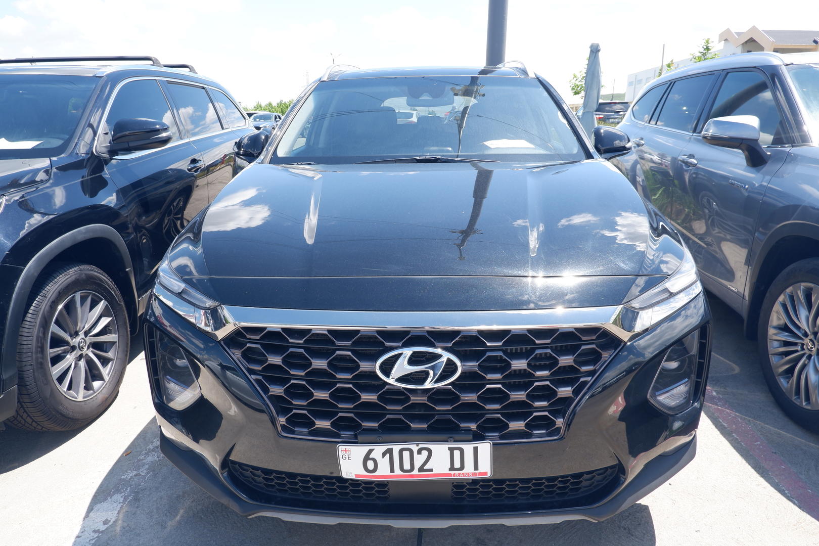 Hyundai Santa Fe 2018 — photo 2