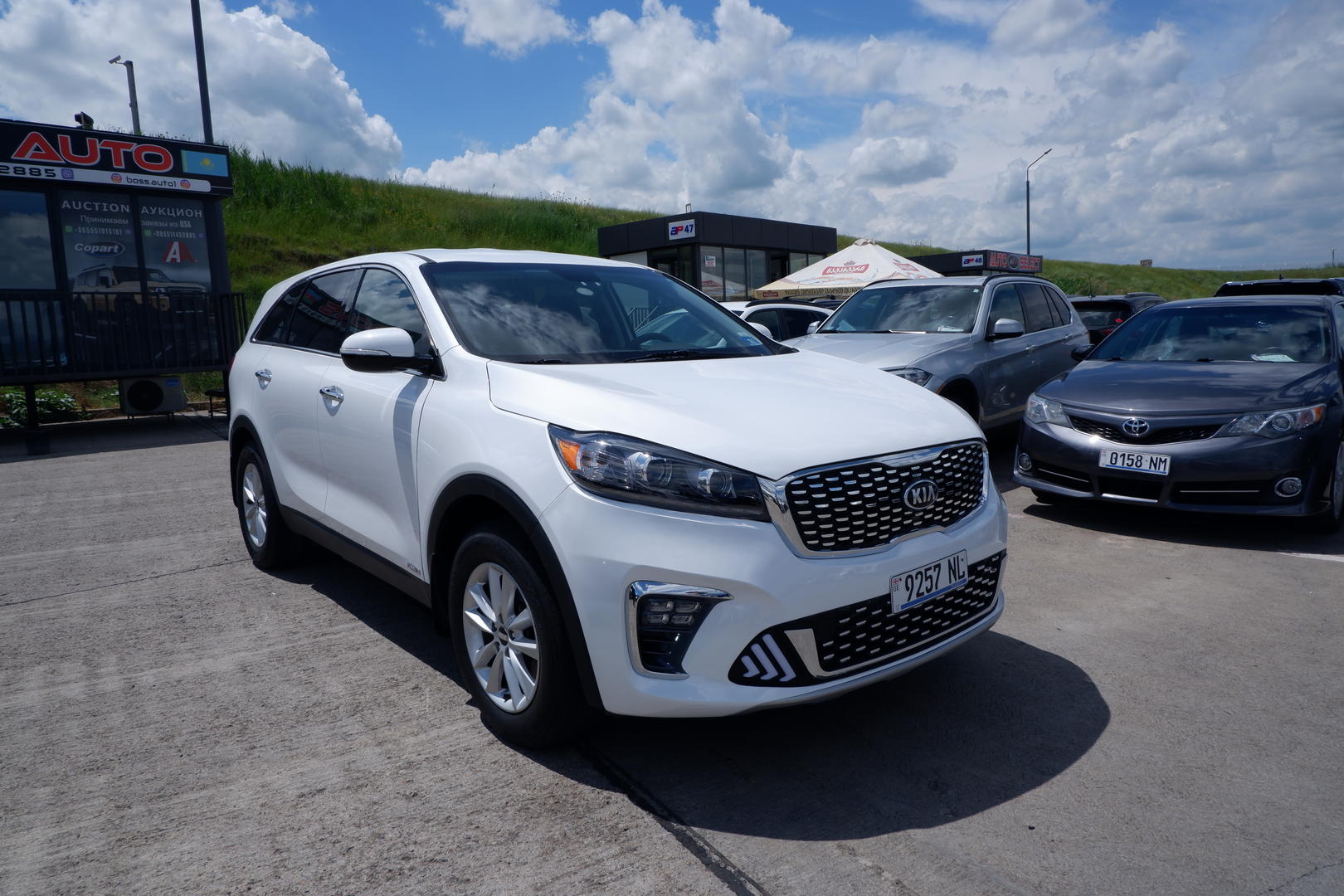 Kia Sorento 2019 — photo 2