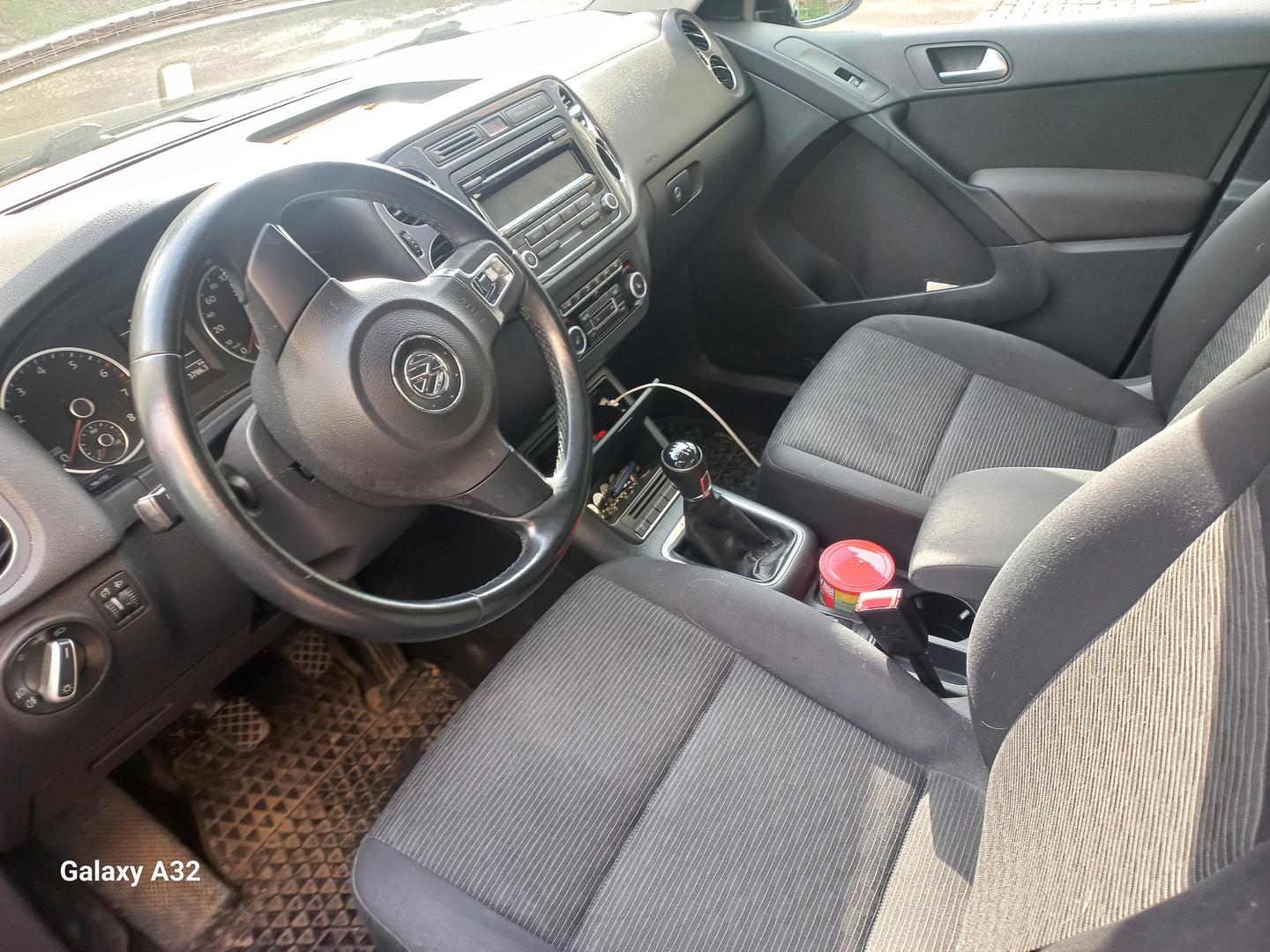 Volkswagen Tiguan 2012 — photo 2