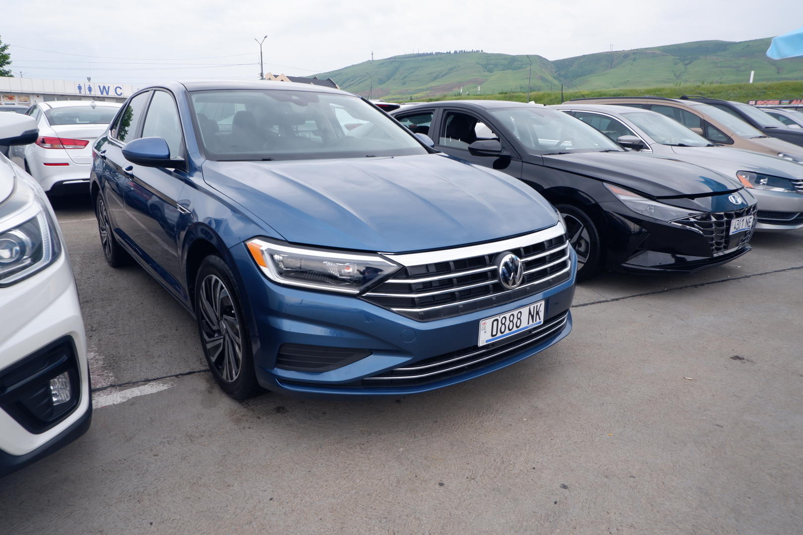 Volkswagen Jetta 2021 — photo 2