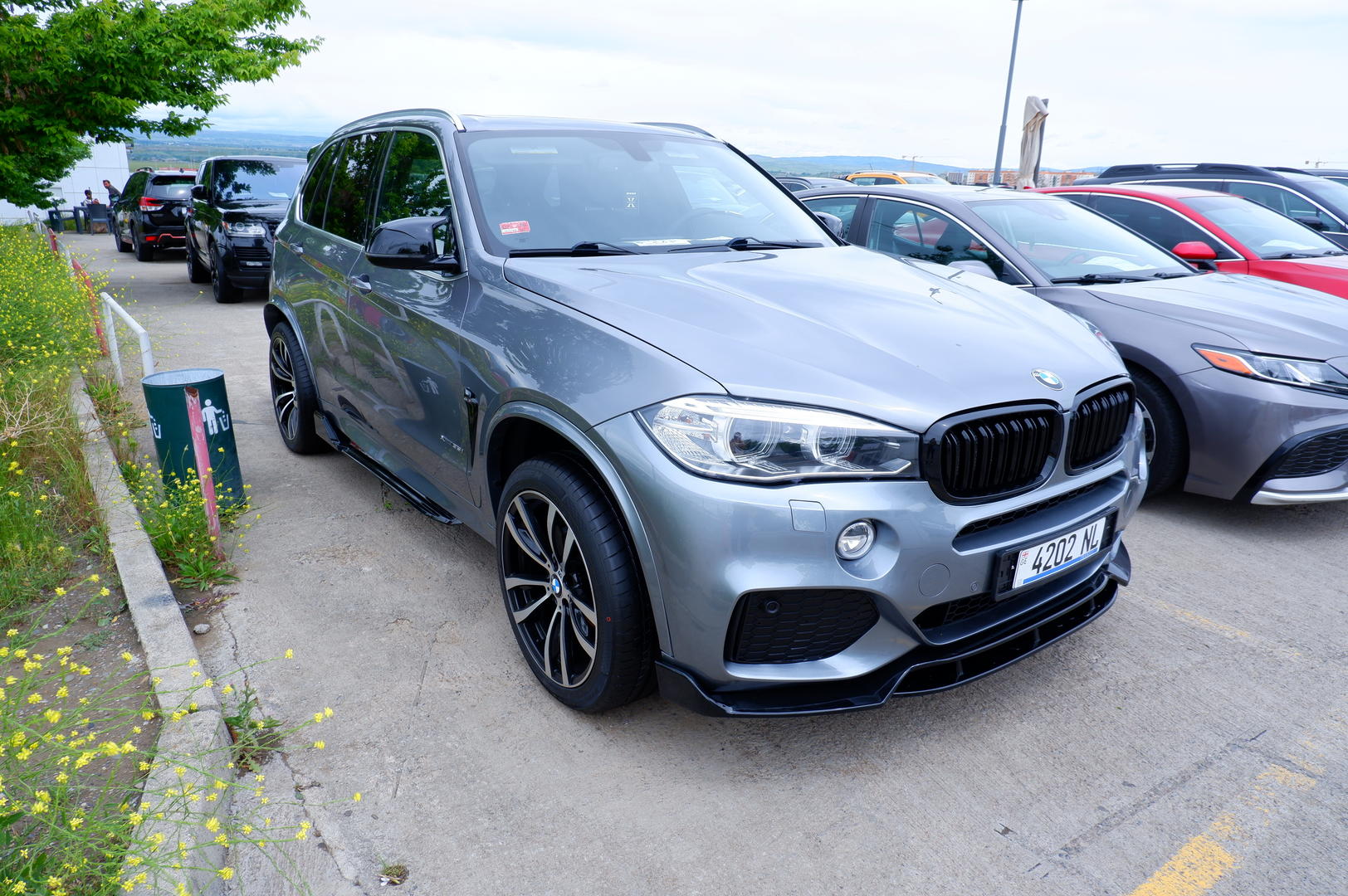 BMW X5 2017 — photo 2
