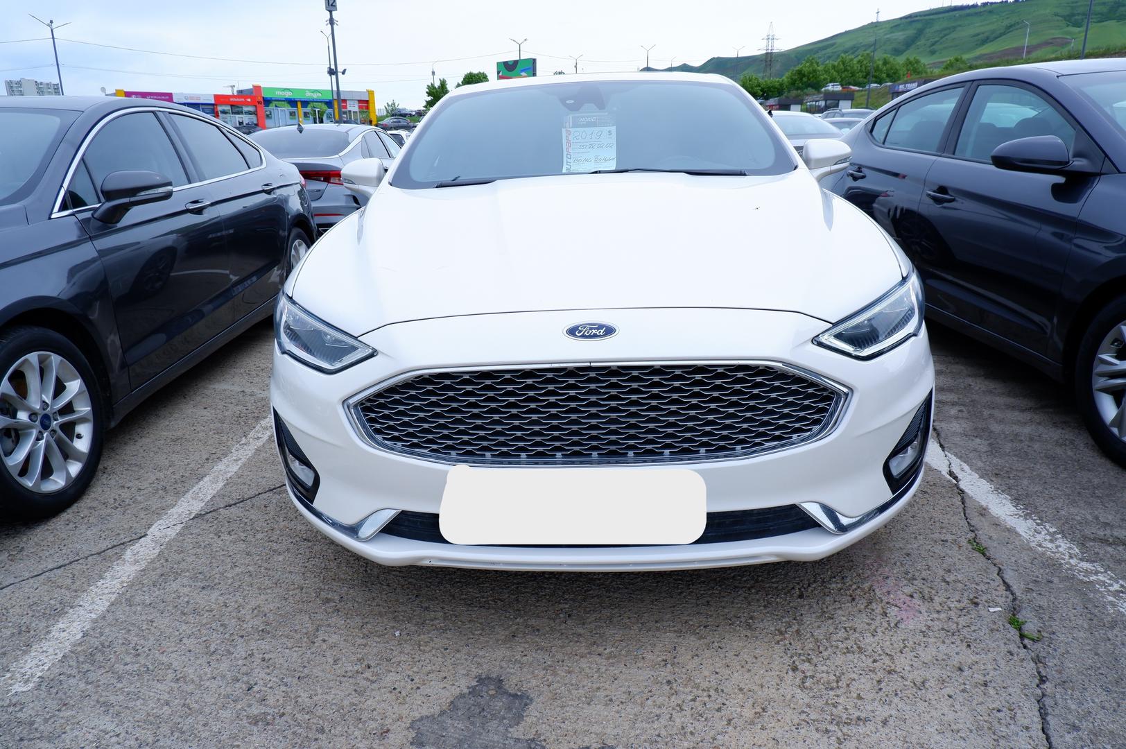 Ford Fusion 2019 — photo 2