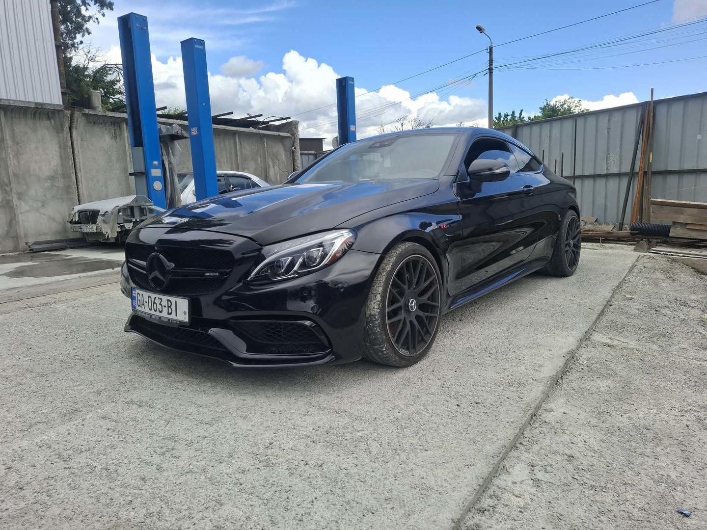 Mercedes-Benz C 63 AMG 2018 — photo 2
