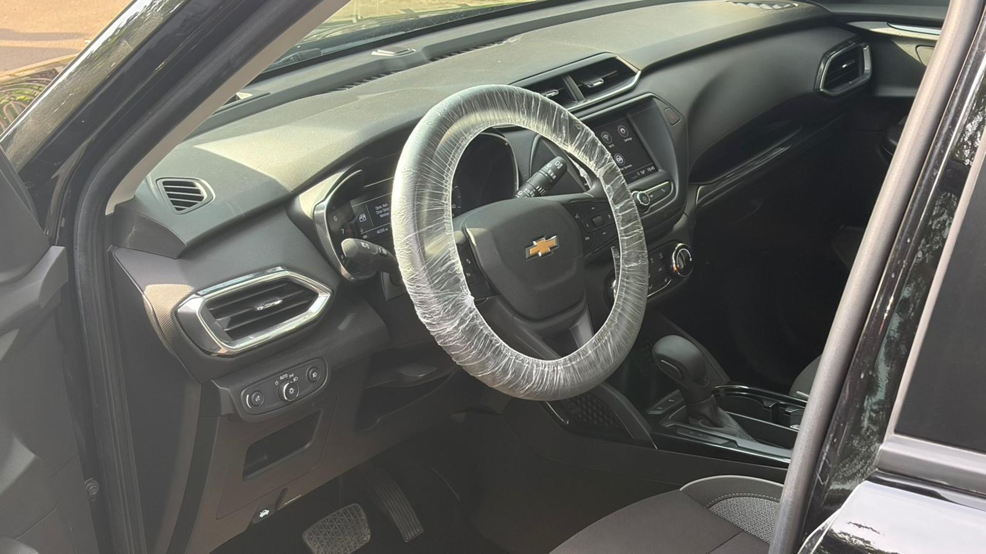 Chevrolet Trailblazer 2021 — photo 2