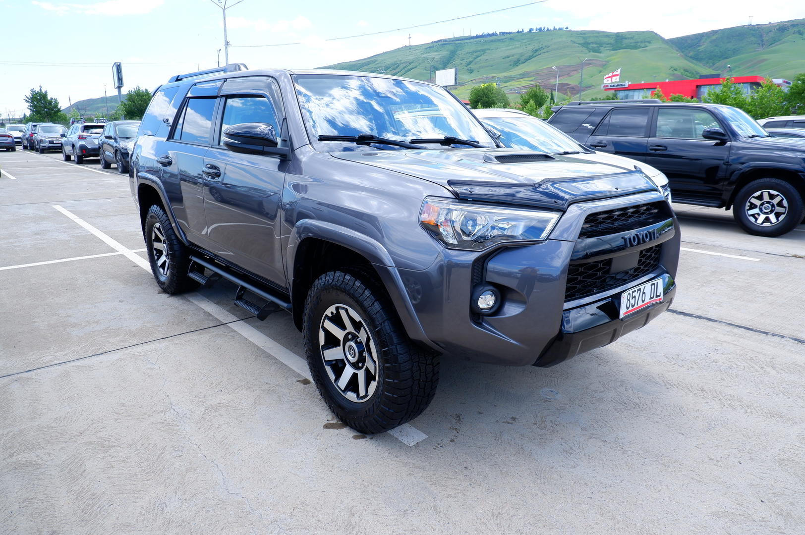 Toyota 4Runner 2021 — photo 2