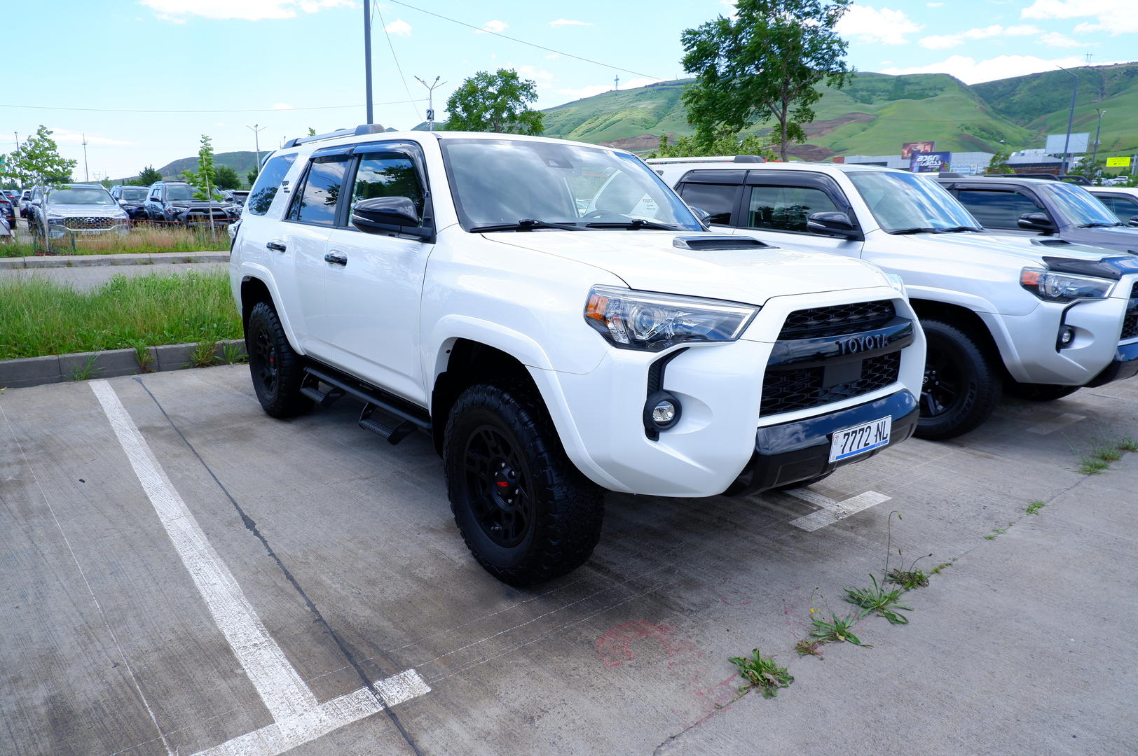 Toyota 4Runner 2020 — photo 2