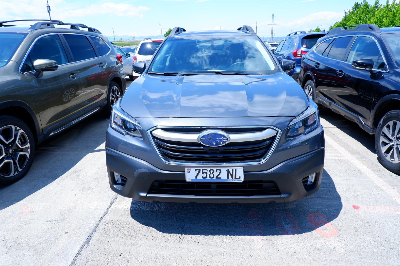 Subaru Outback 2019 — photo 2