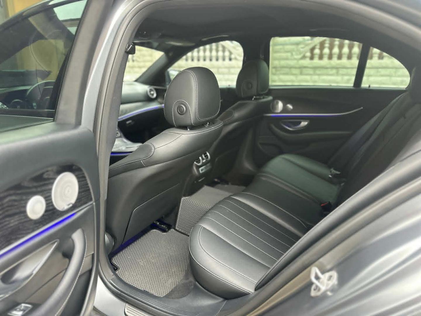 Mercedes-Benz E 350 2021 — photo 2