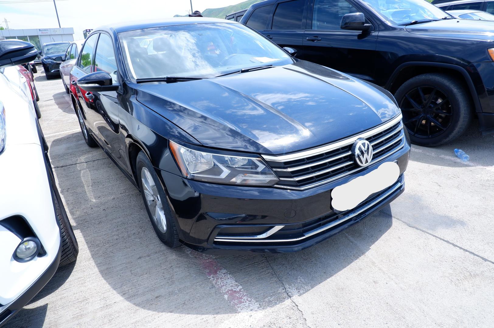 Volkswagen Passat 2017 — photo 2
