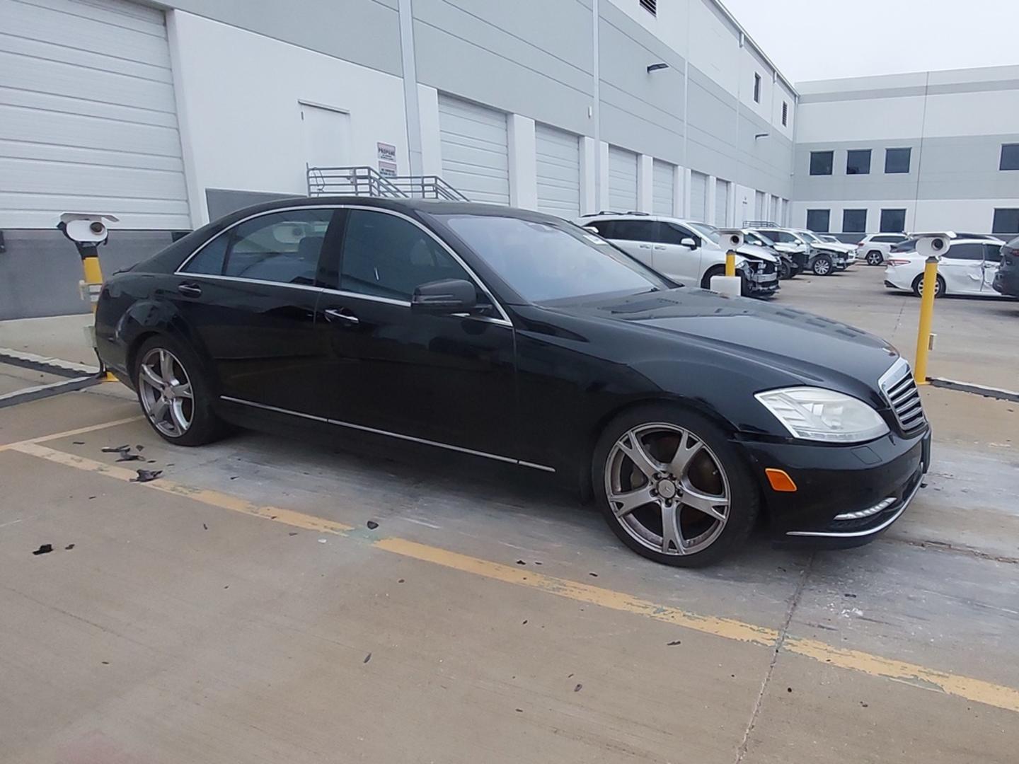 Mercedes-Benz S 550 2013 — photo 2
