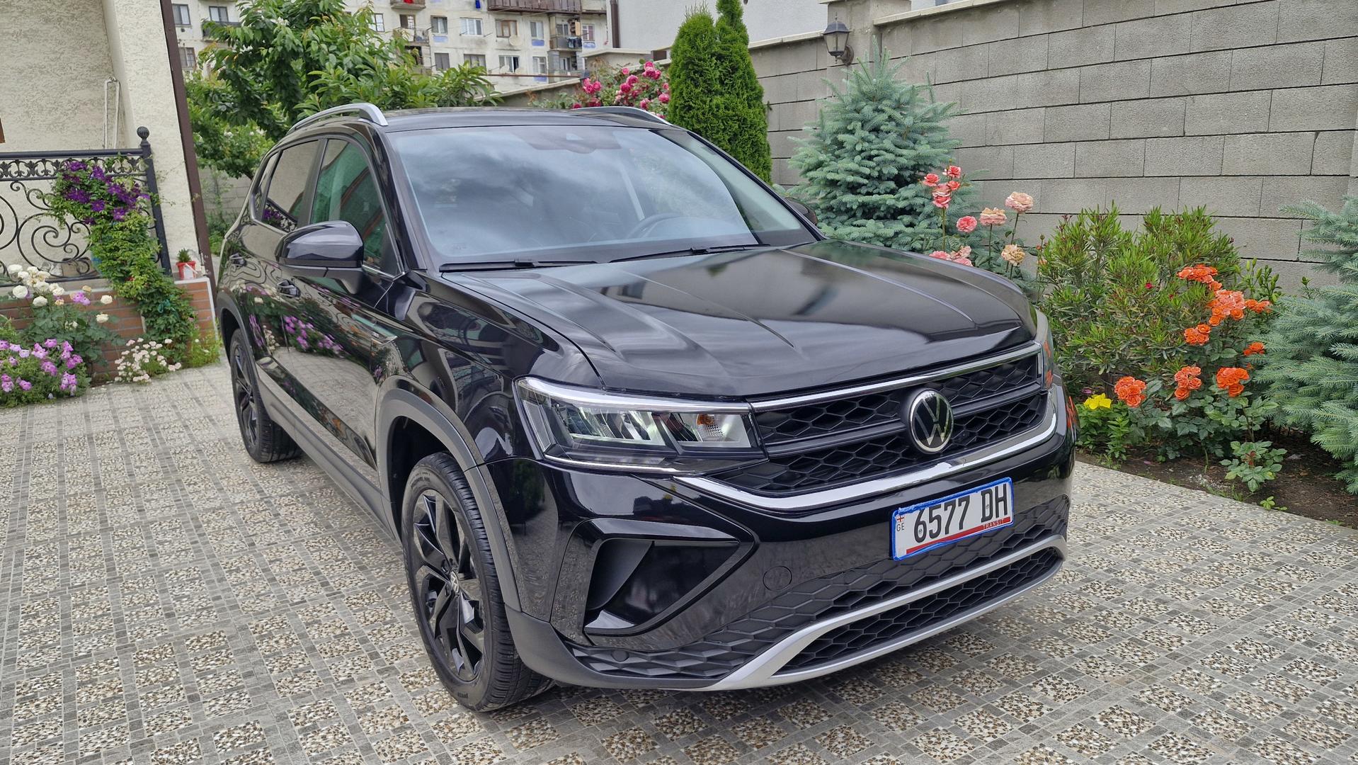 Volkswagen Taos 2023 — photo 2
