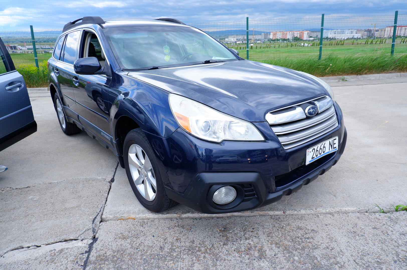 Subaru Outback 2012 — photo 2