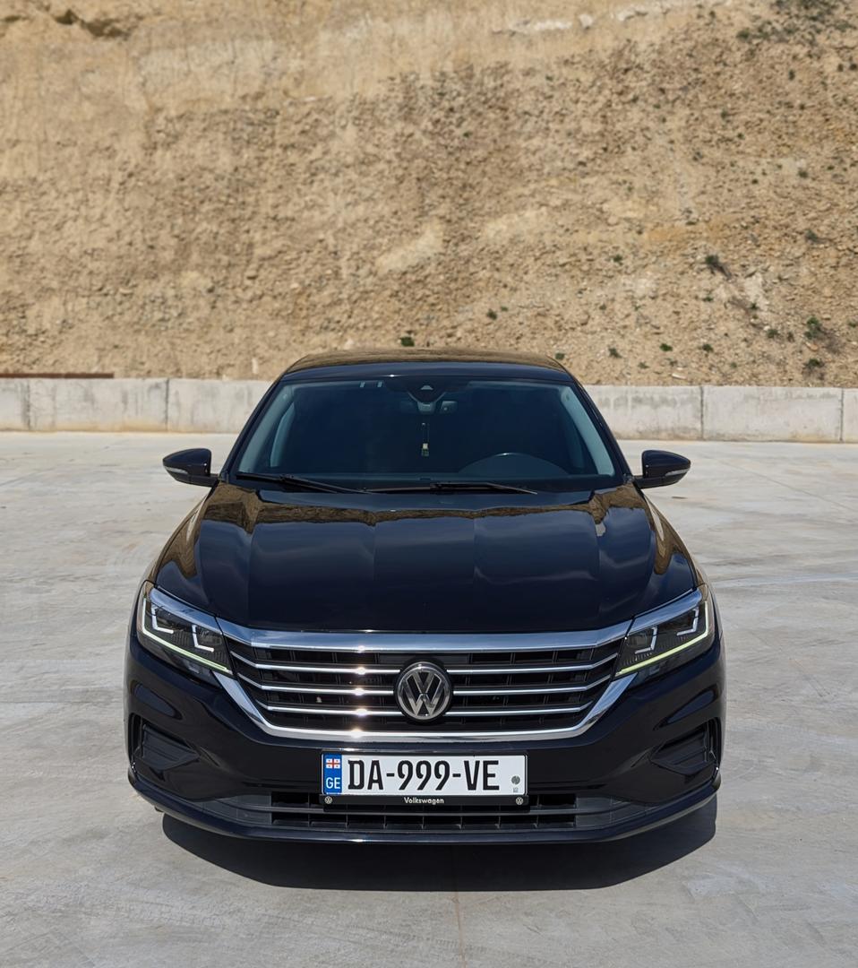 Volkswagen Passat 2020 — photo 2