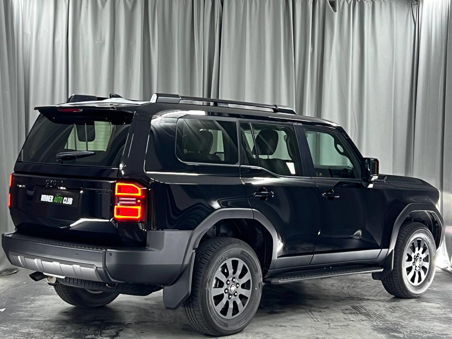 Toyota Land Cruiser Prado 2026 — photo 2