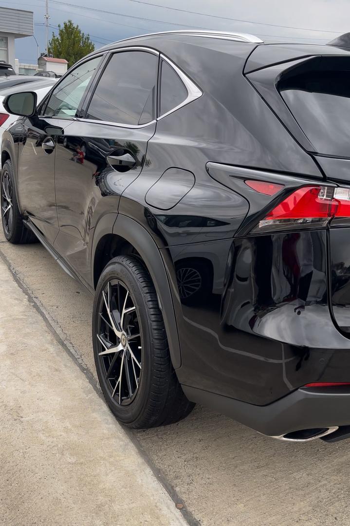 Lexus NX 200 2017 — photo 2