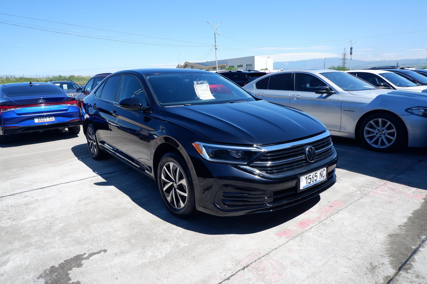 Volkswagen Jetta 2022 — photo 2