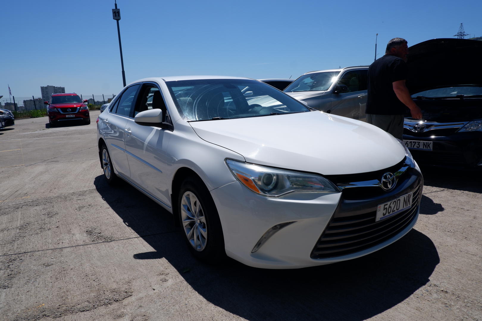 Toyota Camry 2014 — photo 2