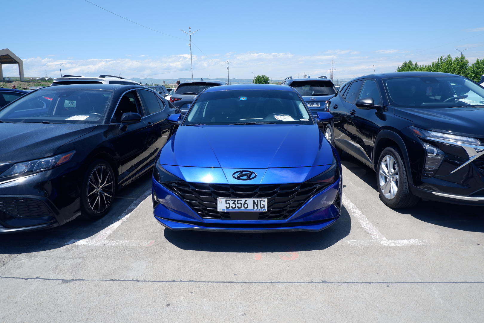 Hyundai Elantra 2023 — photo 2