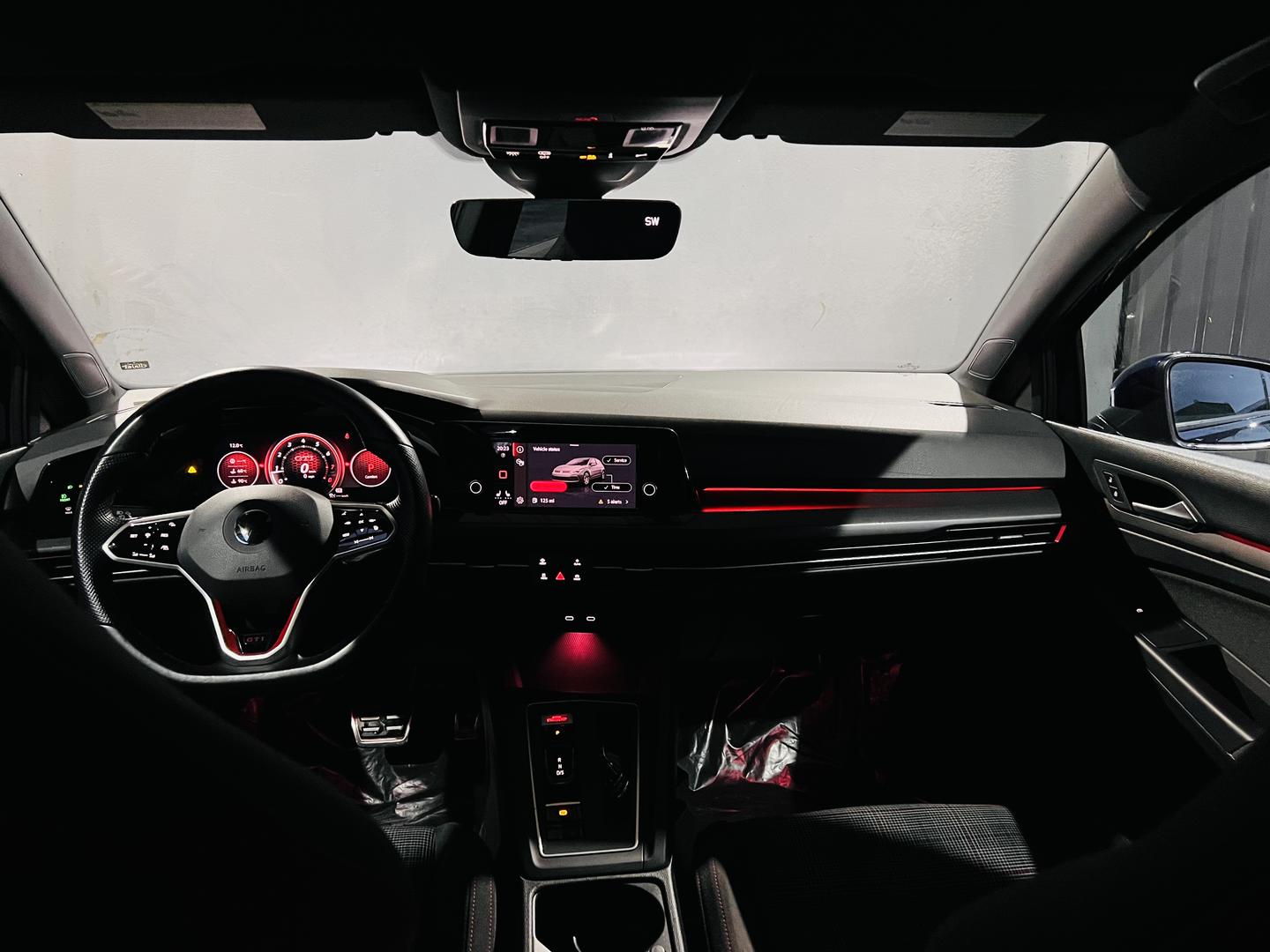Volkswagen Golf 2022 — photo 2