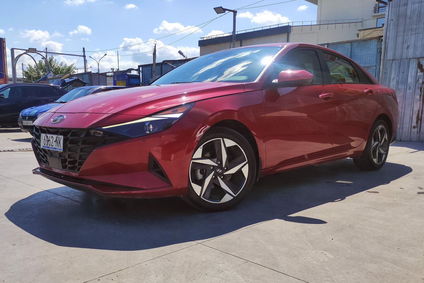 Hyundai Elantra 2022 — photo 2