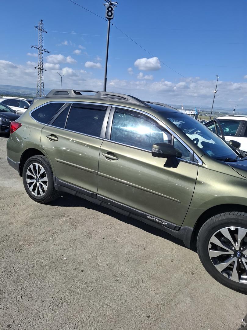 Subaru Outback 2015 — photo 2