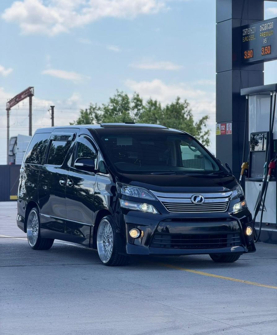 Toyota Alphard 2012 — photo 2