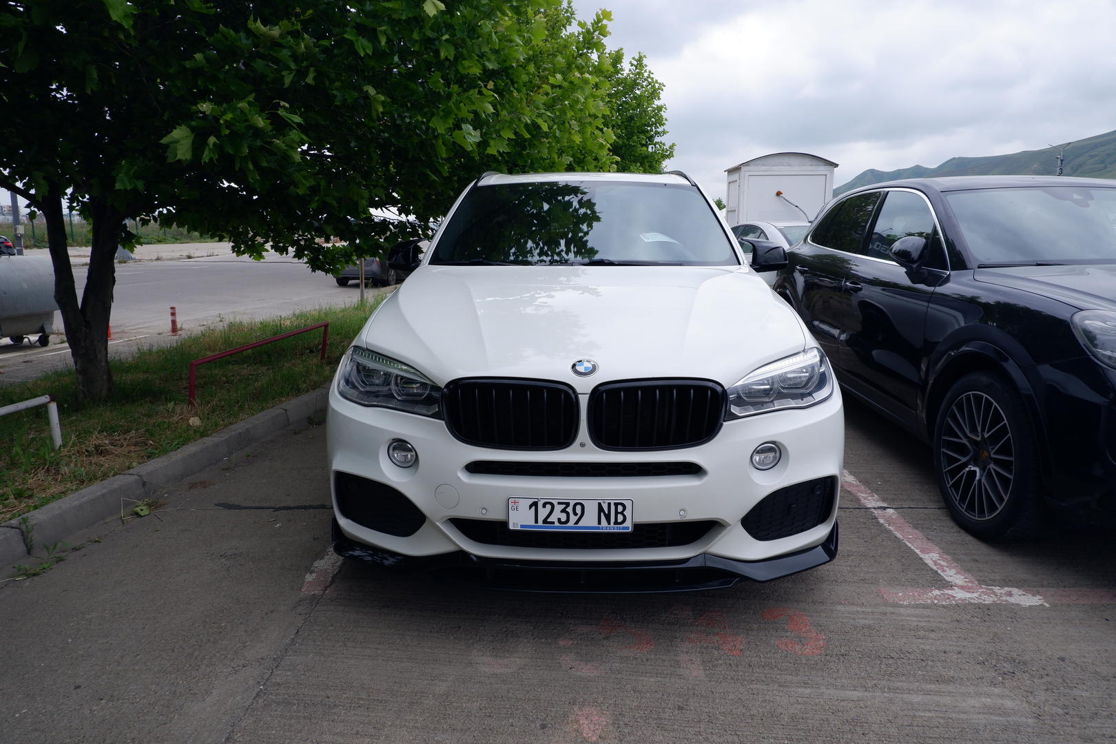 BMW X5 2014 — photo 2