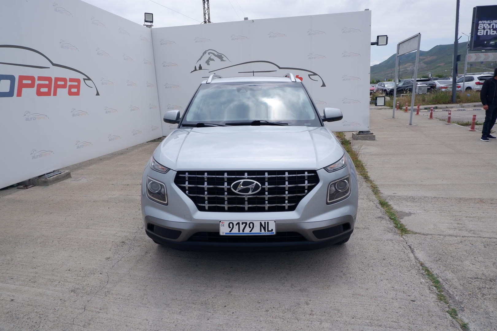 Hyundai Venue 2022 — photo 2
