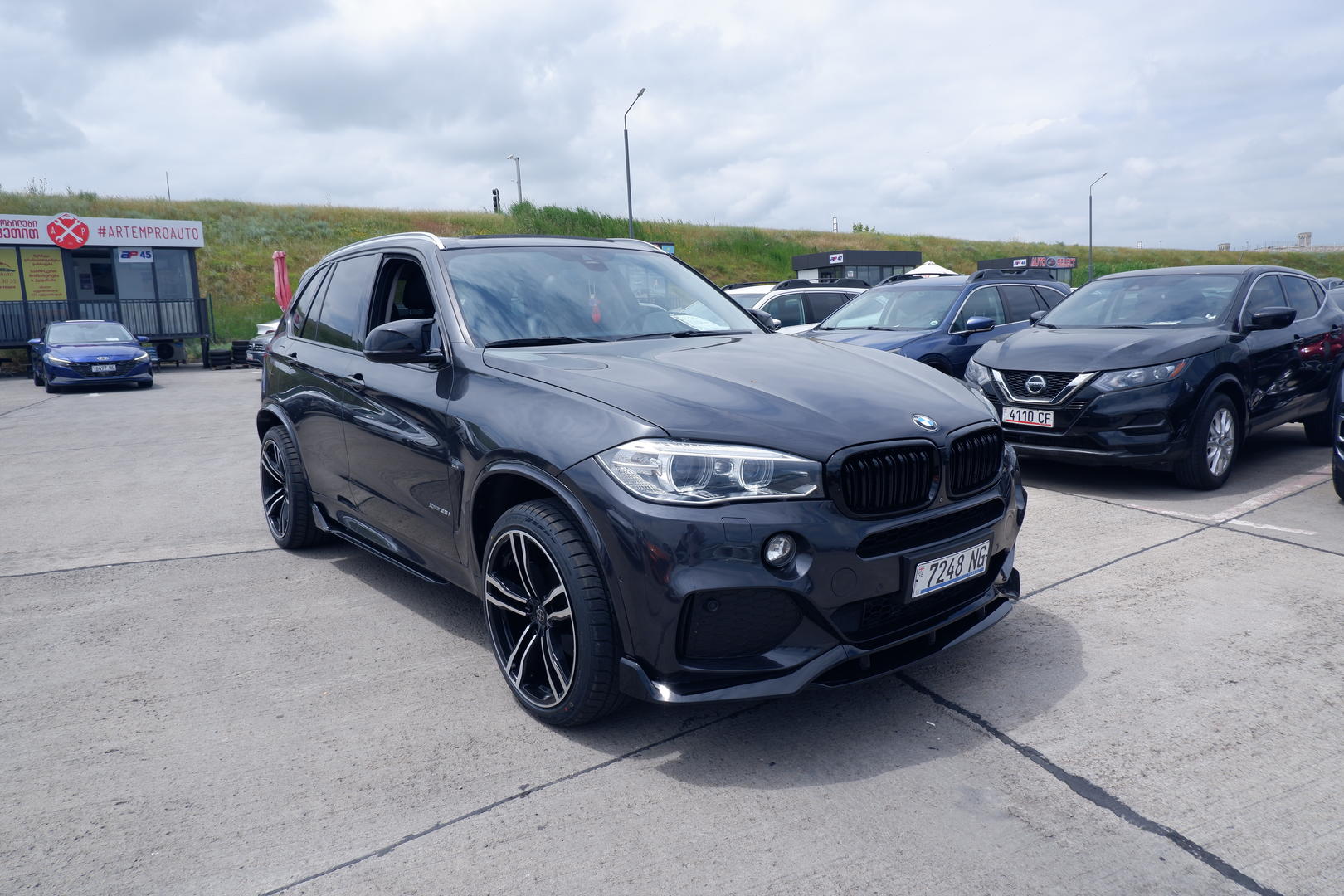 BMW X5 2016 — photo 2