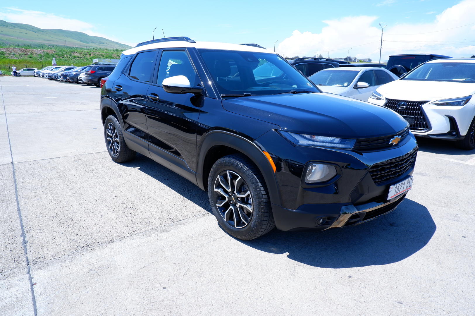Chevrolet Trailblazer 2023 — photo 2