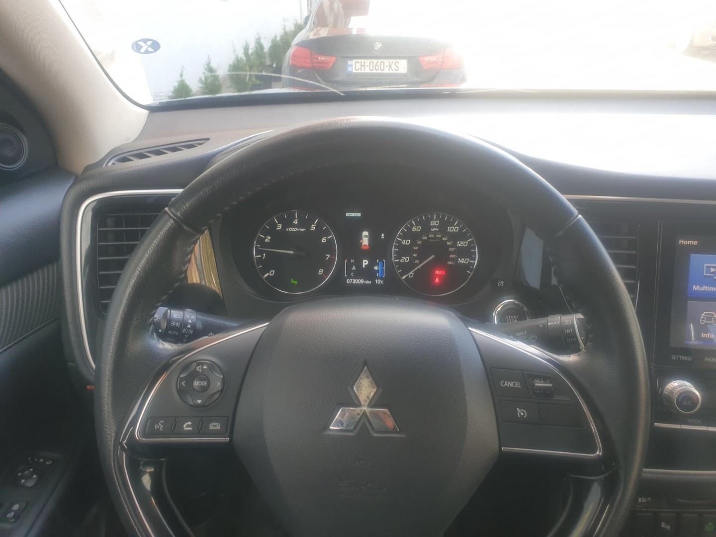 Mitsubishi Outlander 2020 — photo 2