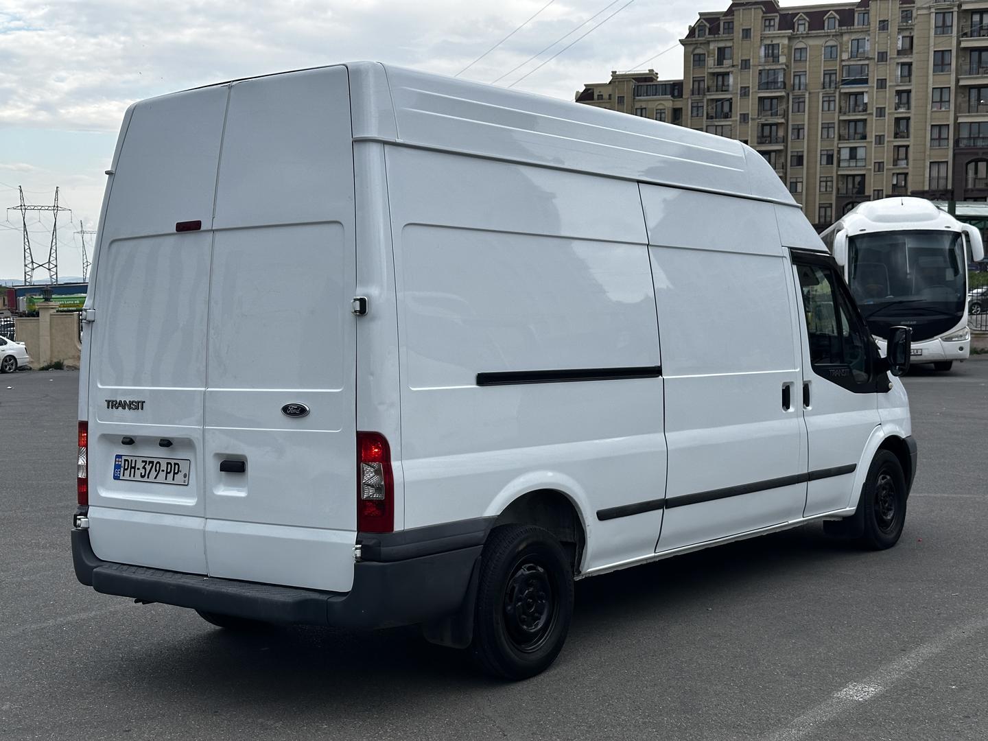 Ford Transit 2013 — photo 2