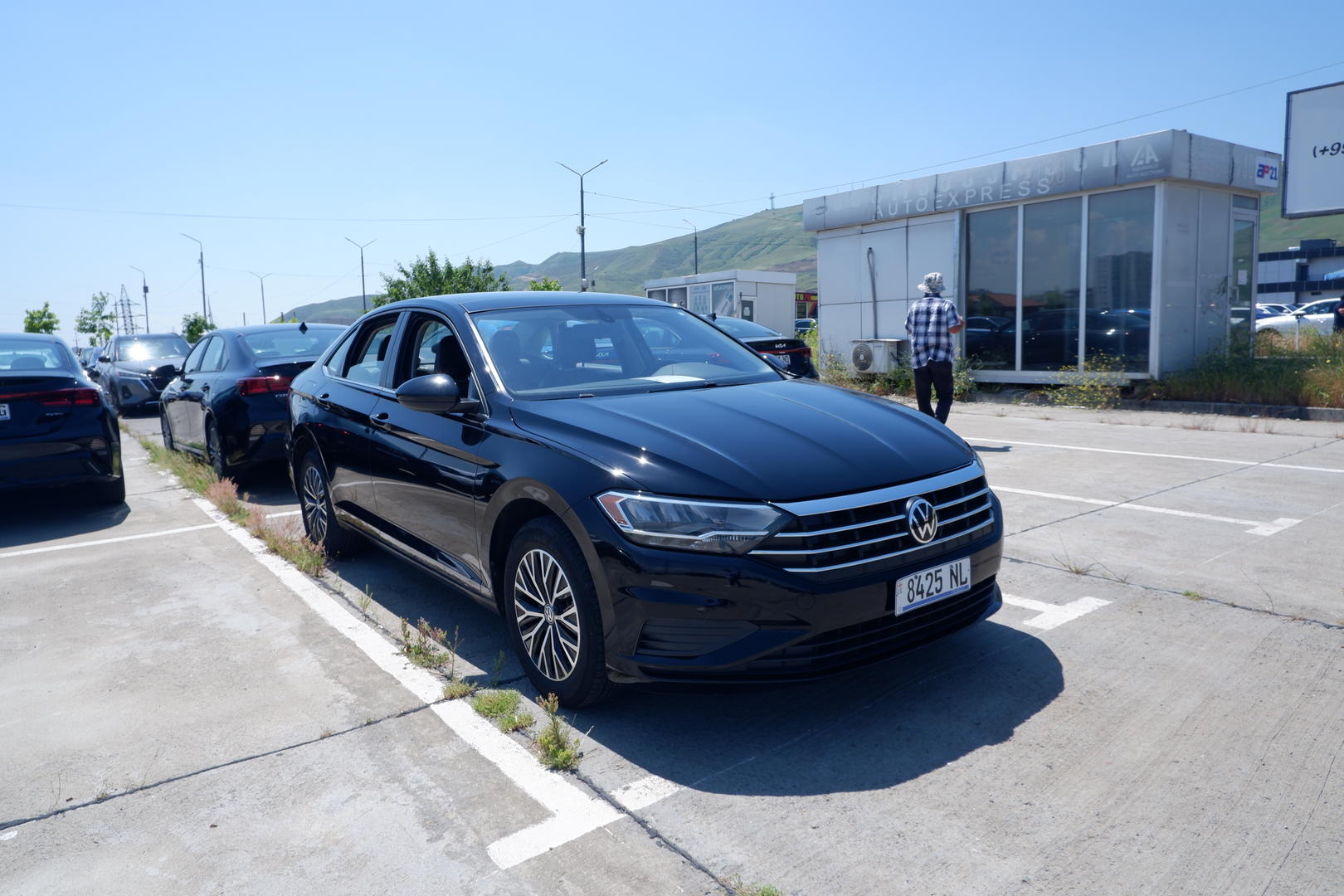 Volkswagen Jetta 2021 — photo 2