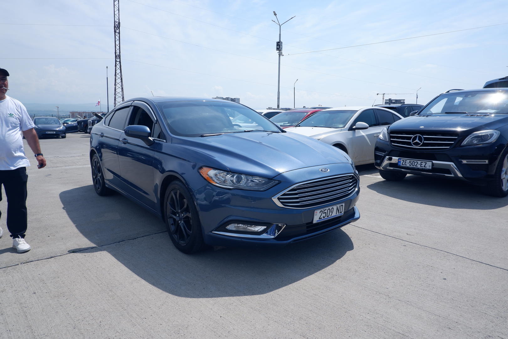Ford Fusion 2017 — photo 2