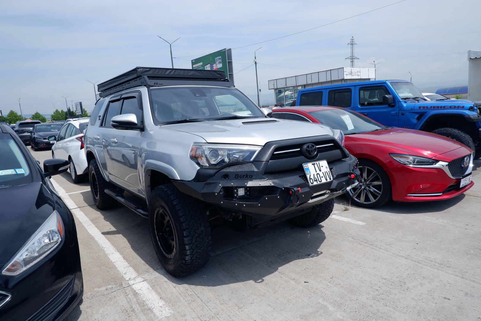 Toyota 4Runner 2019 — photo 2