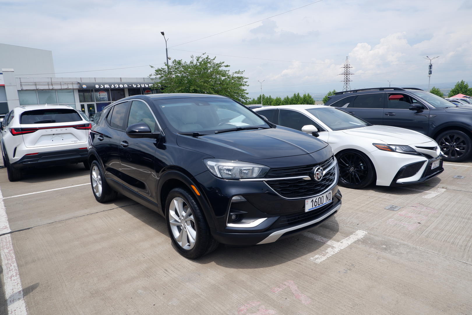Buick Encore 2020 — photo 2