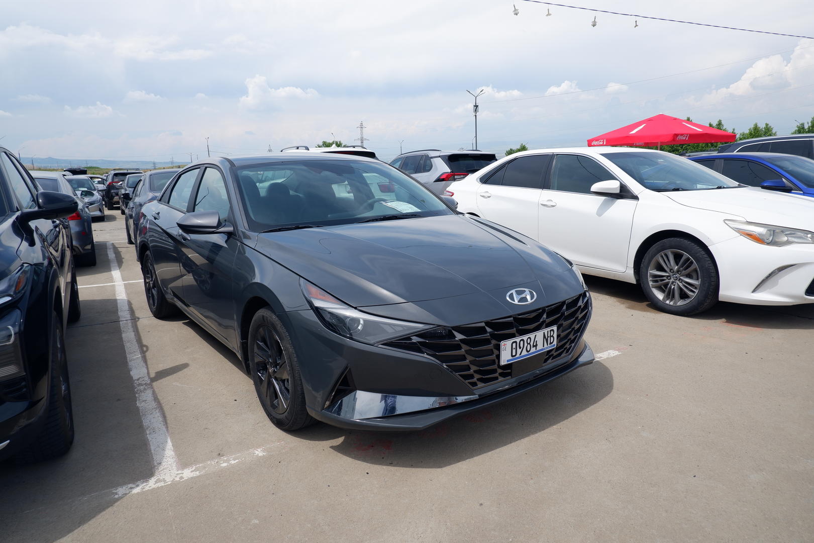 Hyundai Elantra 2023 — photo 2