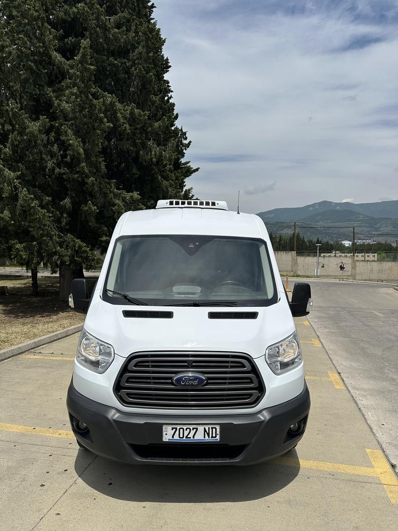 Ford Transit 2015 — photo 2
