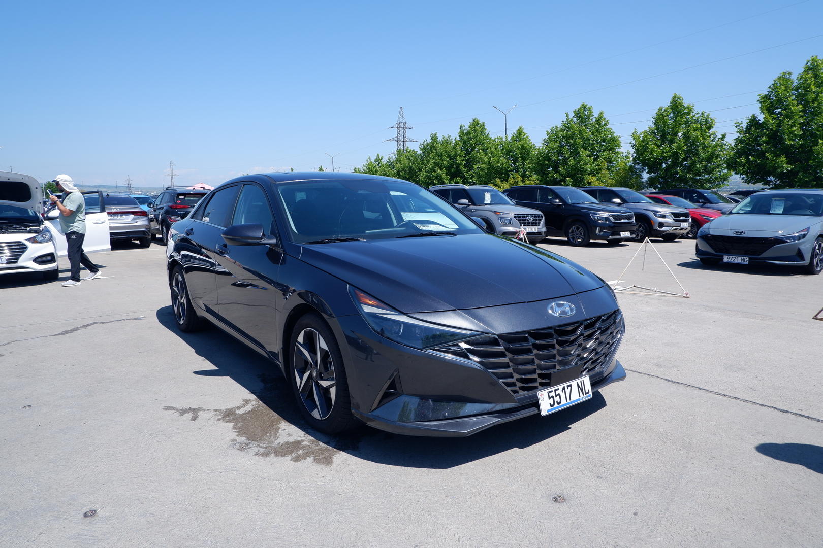 Hyundai Elantra 2022 — photo 2