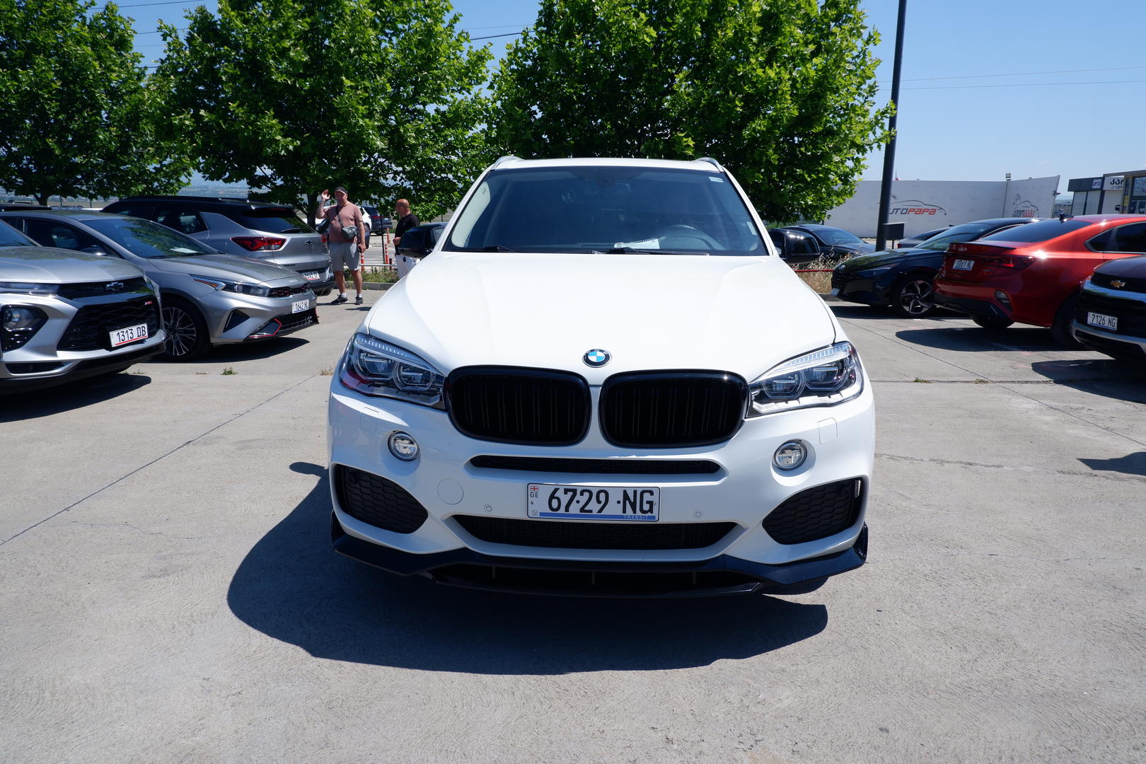 BMW X5 2015 — photo 2