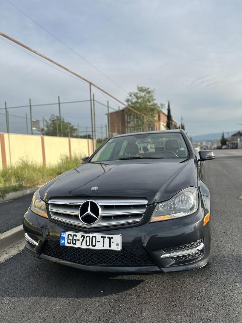 Mercedes-Benz C 250 2011 — photo 2