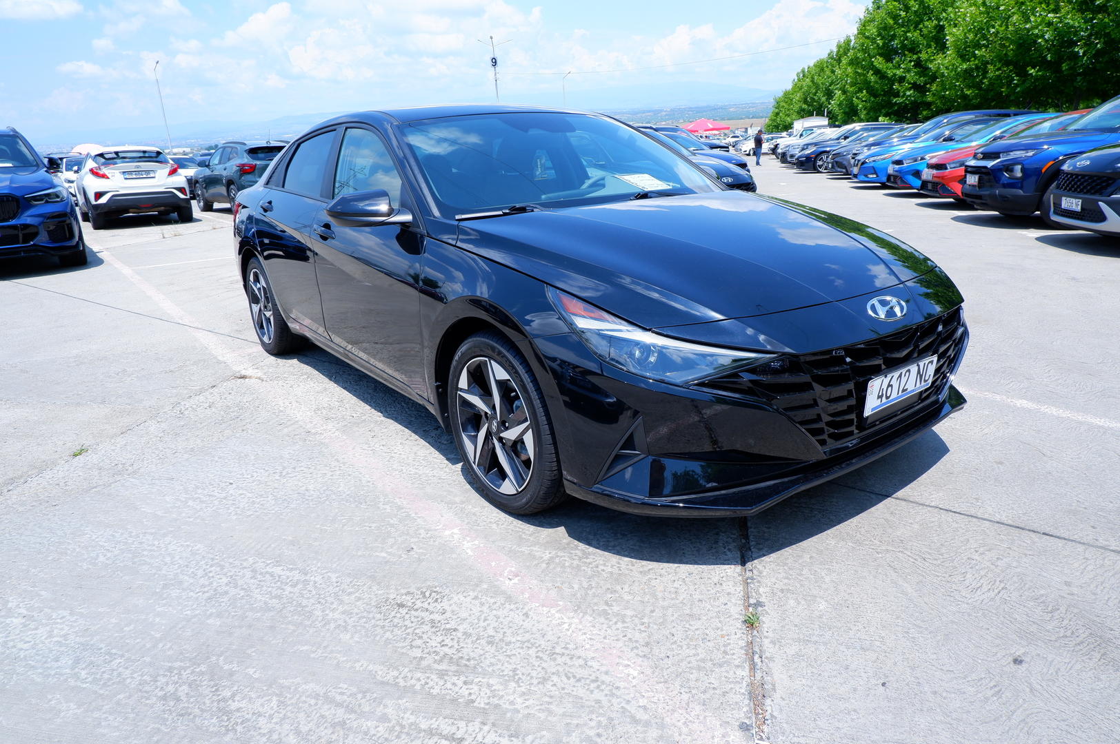 Hyundai Elantra 2023 — photo 2