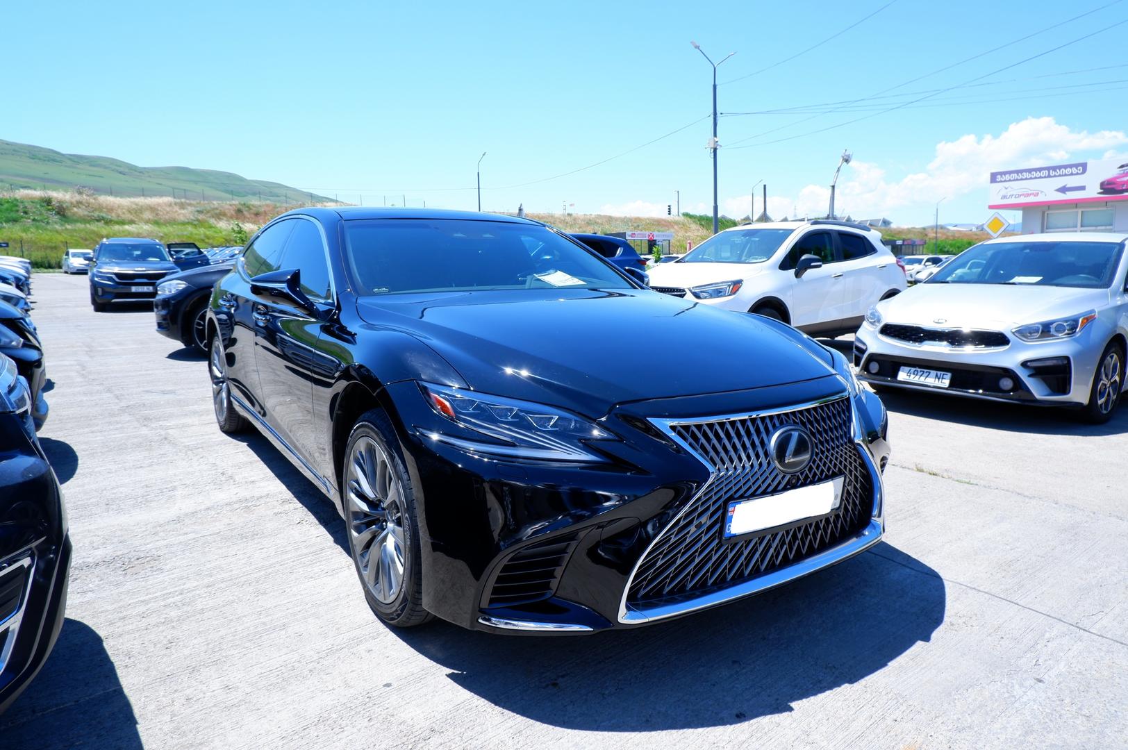 Lexus LS 500 2018 — photo 2